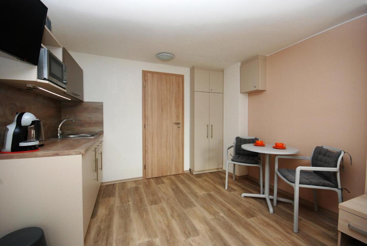 Apartman Mh Breclav ภายนอก รูปภาพ